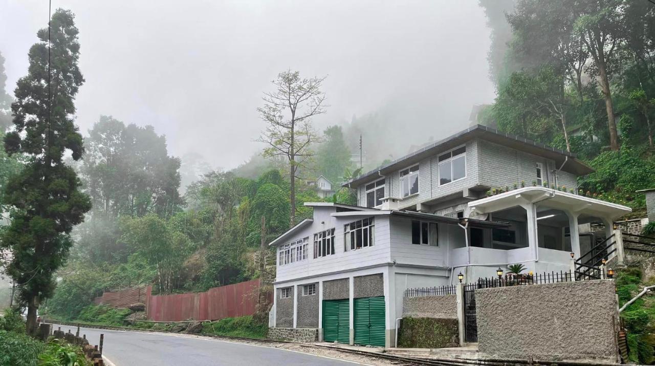 Williams Homestay Kurseong Exterior photo